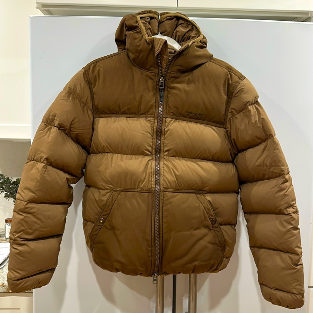 Filson Men’s Feather Weight 850 fill Down Jacket Small